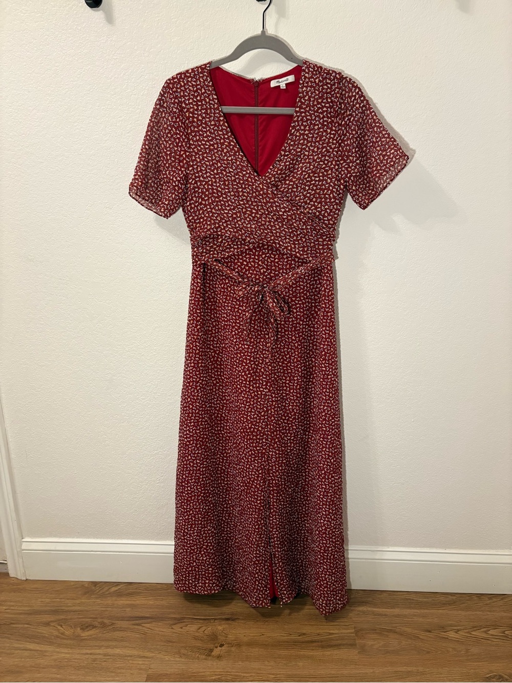 Madewell Wrap-Around Maxi Dress in Ditsy Flowers - Picture 6 of 9